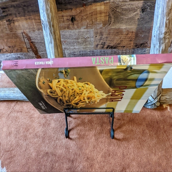 2001 Vintage Pasta Irresistible Recipe Book - Picture 7 of 14